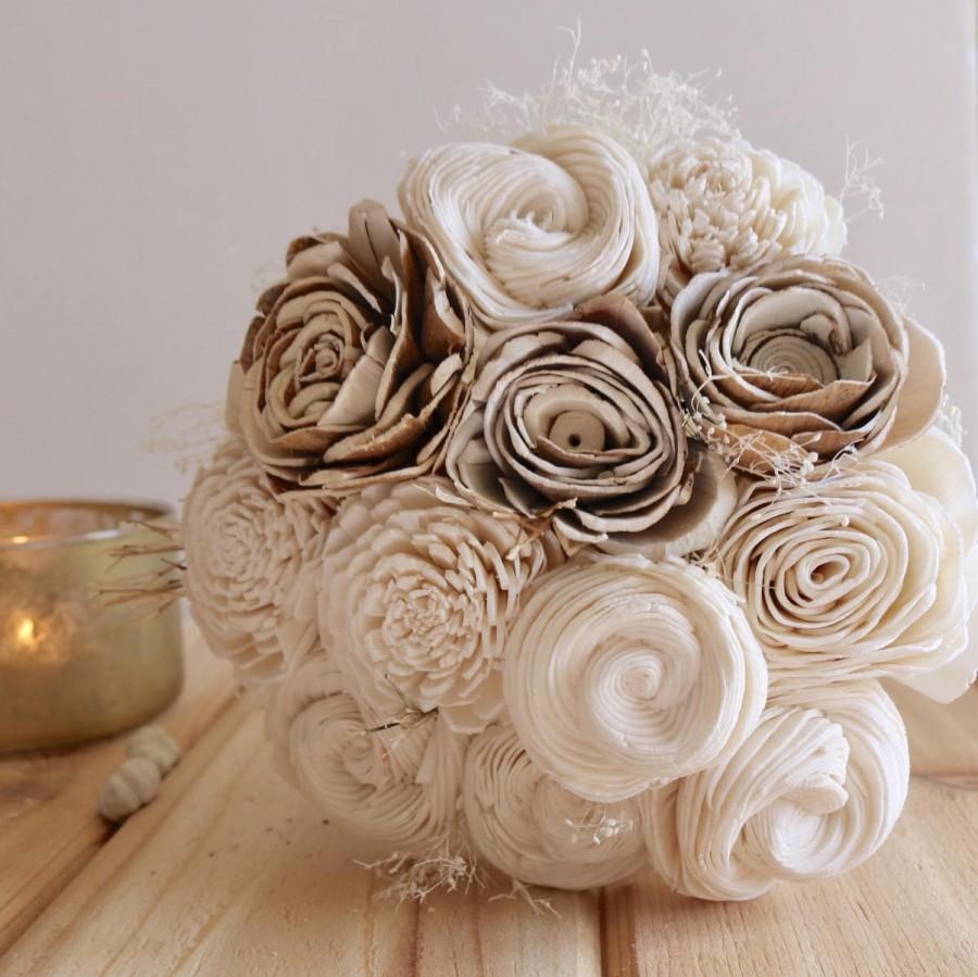 Hochzeit - Sola Wood bouquet Bride, Bridesmaid Bouquet, Cream and Brown Bouquet, Baby's Breath, Rustic & Boho Wedding, Twine, Wood Wedding Flowers