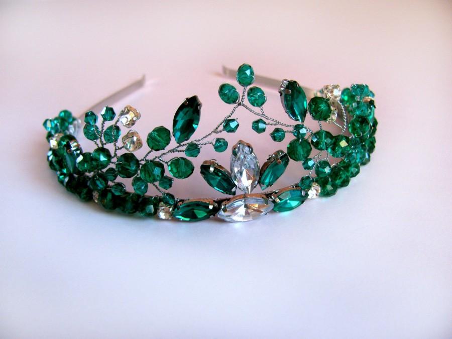 Mariage - Emerald wedding tiara crystal Emerald bridal headpiece  Wedding hair piece Bijoux de cheveux