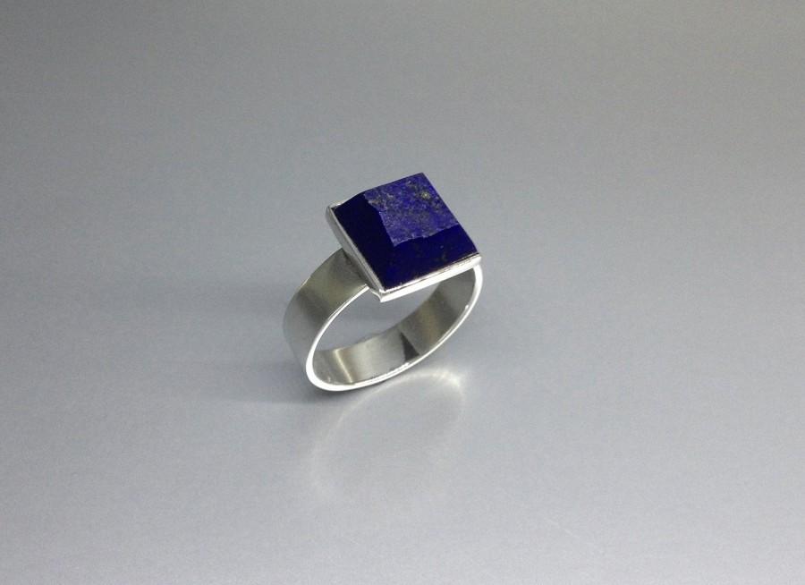 زفاف - Lapis Lazuli ring set in Sterling silver, a masterpiece of raw and polished natural stone - gift idea - blue and silver - natural gemstone