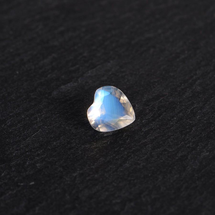 Mariage - AAA Natural Moonstone Heart Shaped Rainbow Moonstone Faceted Cut 8mm