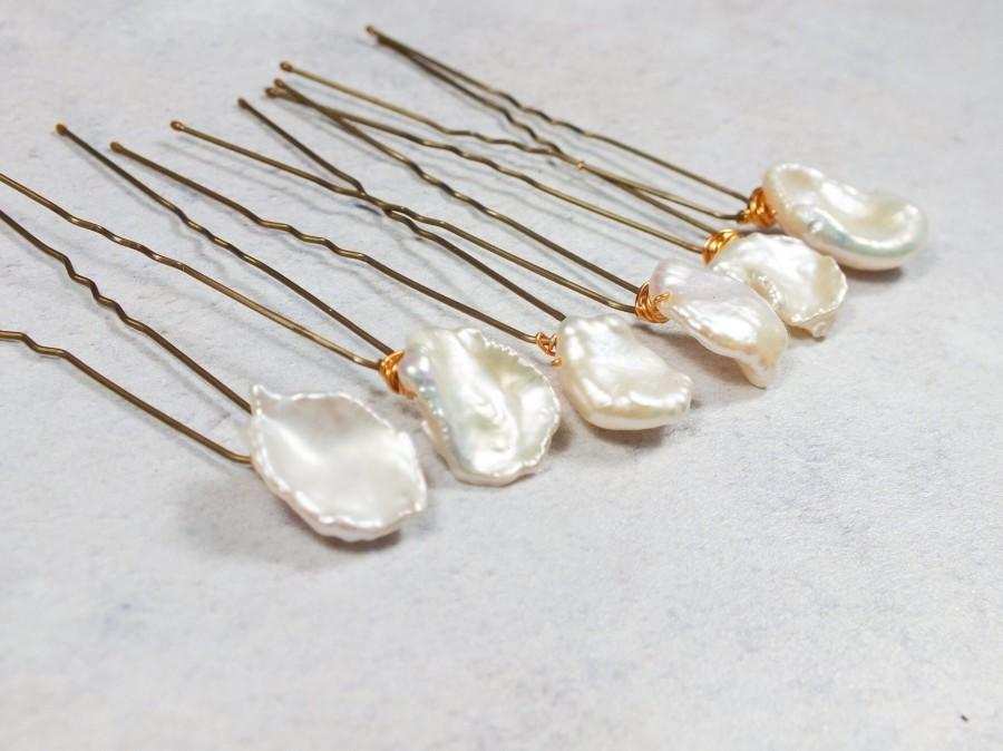 Hochzeit - Pearl hairpins for mermaid hair or beach wedding, keshi pearl hair accesories