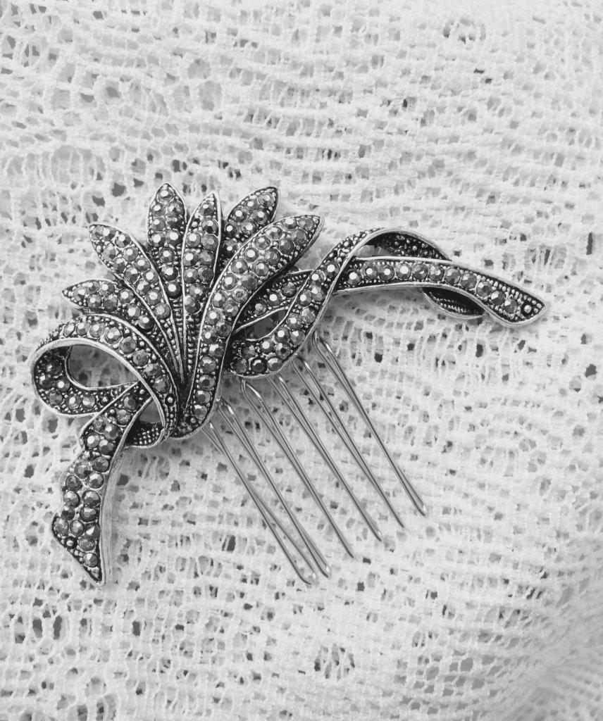Hochzeit - Vintage Bridal Hair Comb, Wedding Back Comb, Marcasite Hair Comb, Leaf Hair Comb, Wedding Headpiece, Silver Hair Comb, Rhinestone Hair Comb