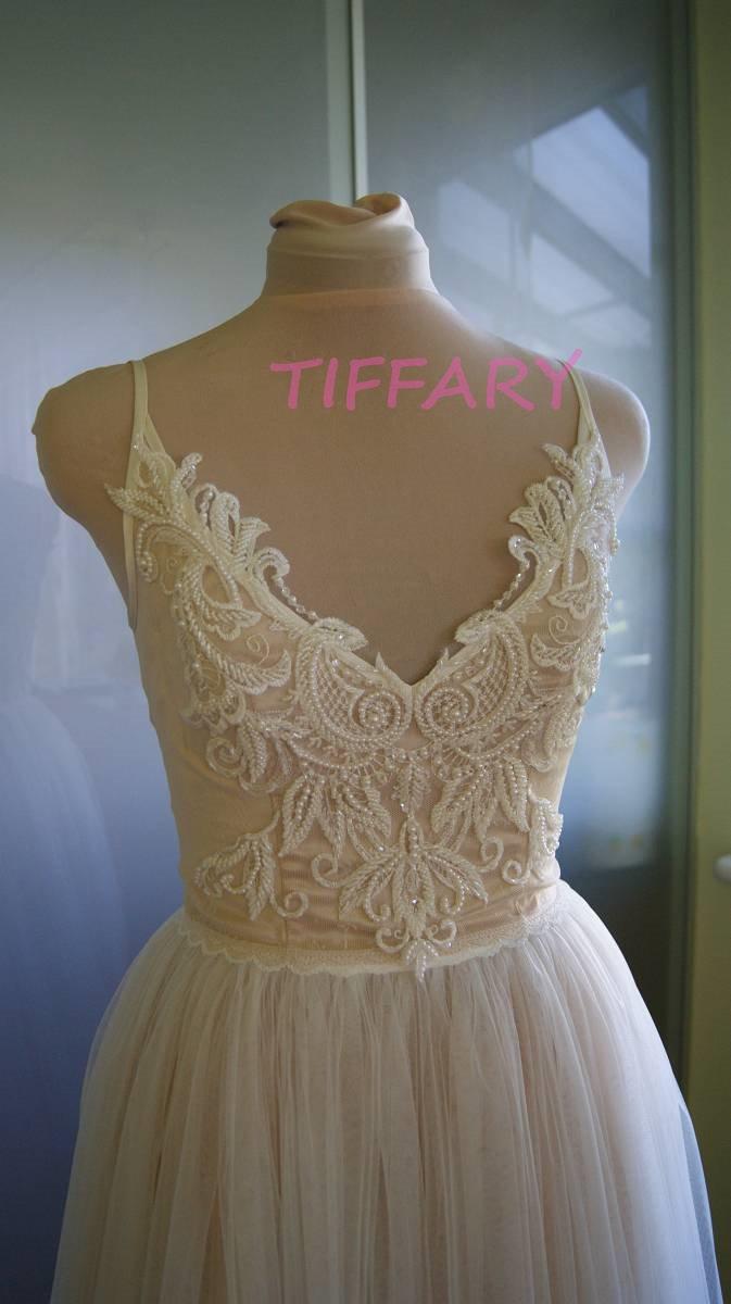Свадьба - HORTENSIA Wedding  top, bolero of lace with beaded, sleeveless . Romance bridal bolero, top