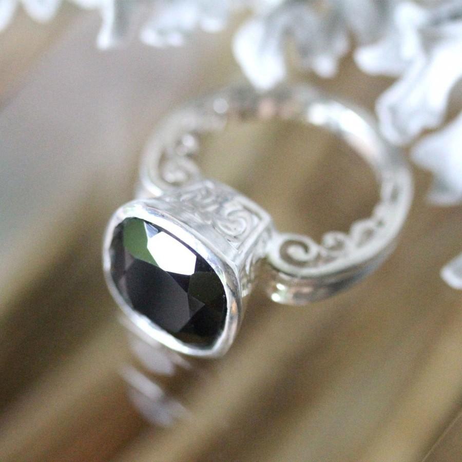 زفاف - Black Spinel Sterling Silver Ring, Gemstone Ring, Cushion Shape Ring, Eco Friendly, Engagement Ring, Cocktail Ring - Custom Made For You