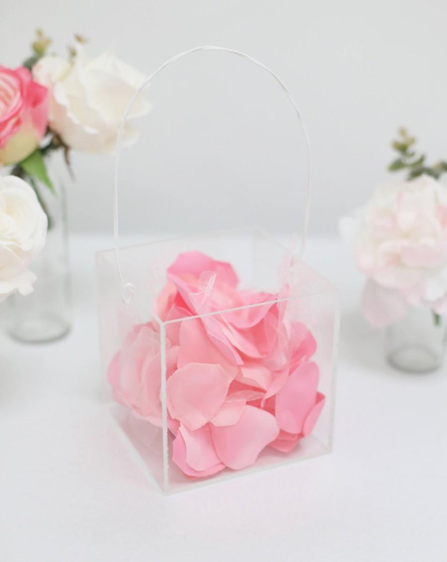 Hochzeit - Clear Flower Girl Basket Acrylic Wedding Modern Simplistic Plastic Glass Look (BBND20181)