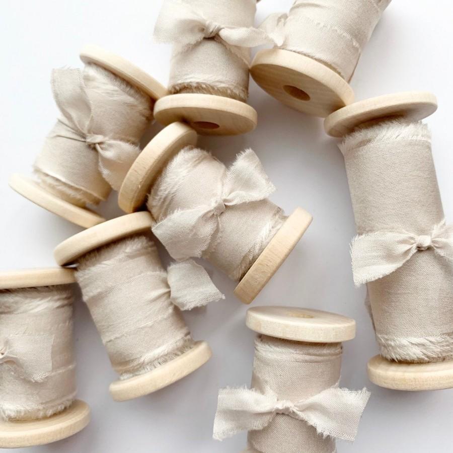 زفاف - ANTIQUE WHITE Hand Dyed Silk Ribbon, Perfect for floral bouquets, invitations, shabby chic decor and wedding stationary