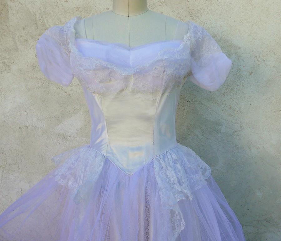 زفاف - Vintage 1950s Tea Length Wedding Dress, Tulle and Lace Ballet Style Bridal Gown
