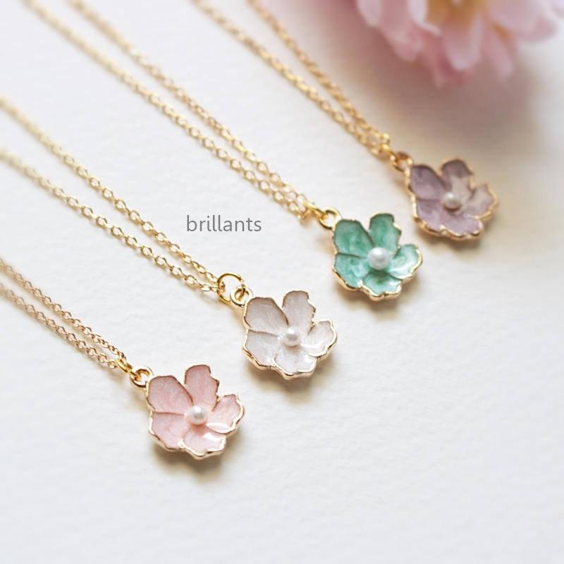Hochzeit - Cherry blossom necklace in gold, Pink, Mint, Purple, White, Sakura necklace, Pearl necklace, Birdesmaid necklace, Wedding necklace