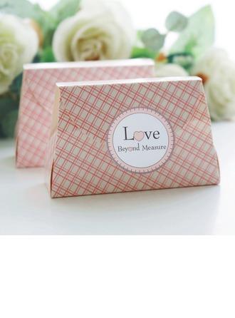 Hochzeit - #beterwedding DIY Bridal Shower FavorsClassic Pearl Paper Favor Boxes & Containers