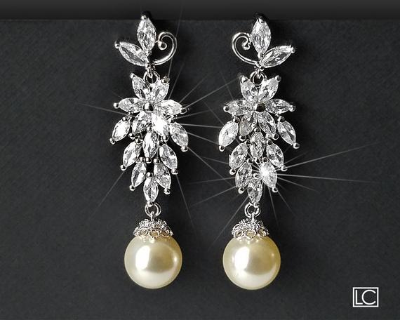 Hochzeit - Pearl Chandelier Wedding Earrings, Cluster Bridal Earrings, Swarovski Ivory Pearl Earrings, Crystal Leaf Pearl Earrings Pearl Bridal Jewelry