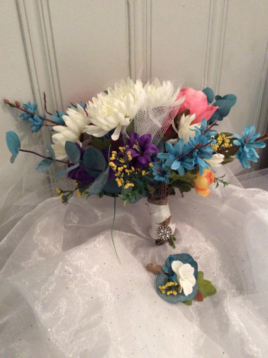 Wedding - Natural like wild flower bouquet w/ boutonnière