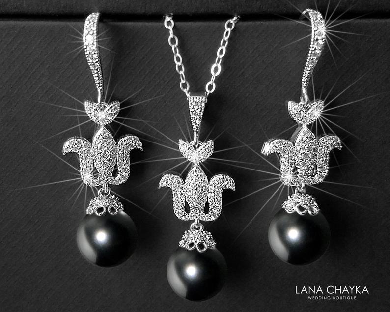 Mariage - Black Pearl Jewelry Set, Swarovski 10mm Black Pearl Silver Set, Wedding Earrings&Necklace Set, Fleur De Lis Pearl Set, French Lily Jewelry