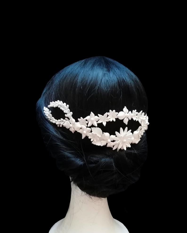 Wedding - Pearly white bridal hair piece, Flower bridal hairpiece, Bridal hair accessory, Boho wedding, Beach wedding, Rustic wedding, PP-008