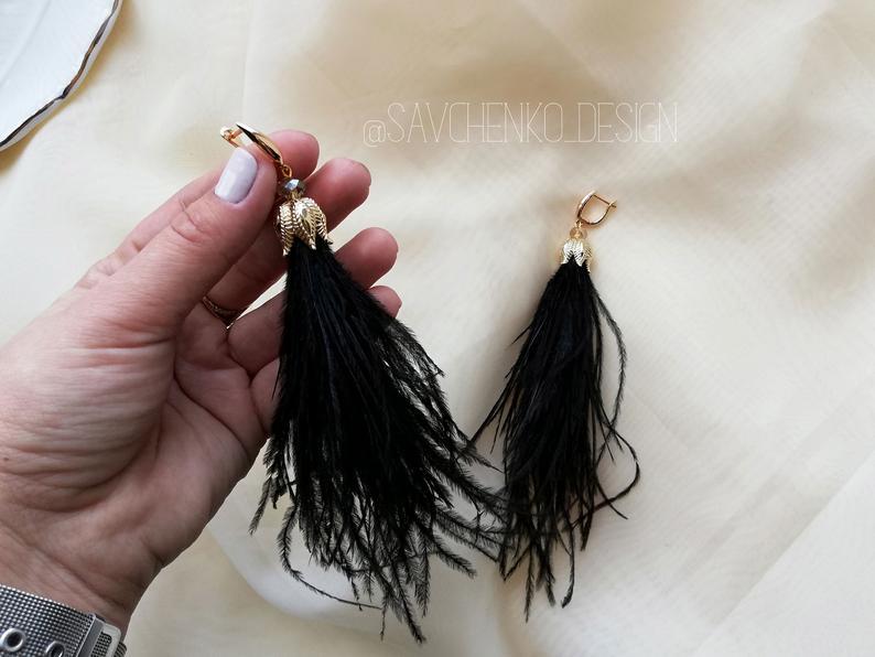 زفاف - Black Ostrich feather earrings Black Fluffy Earrings Sister of bride earrings Tassel jewelry Long Fringe Statement Earrings for bride