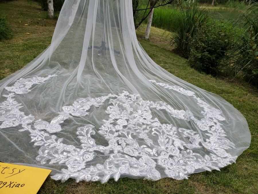 زفاف - Luxury Cathedral lace shawl, Wedding Sequins Lace APPLIQUE cape, knitted wedding wraps , white wedding bride veil wrap, Ivory Lace shawls