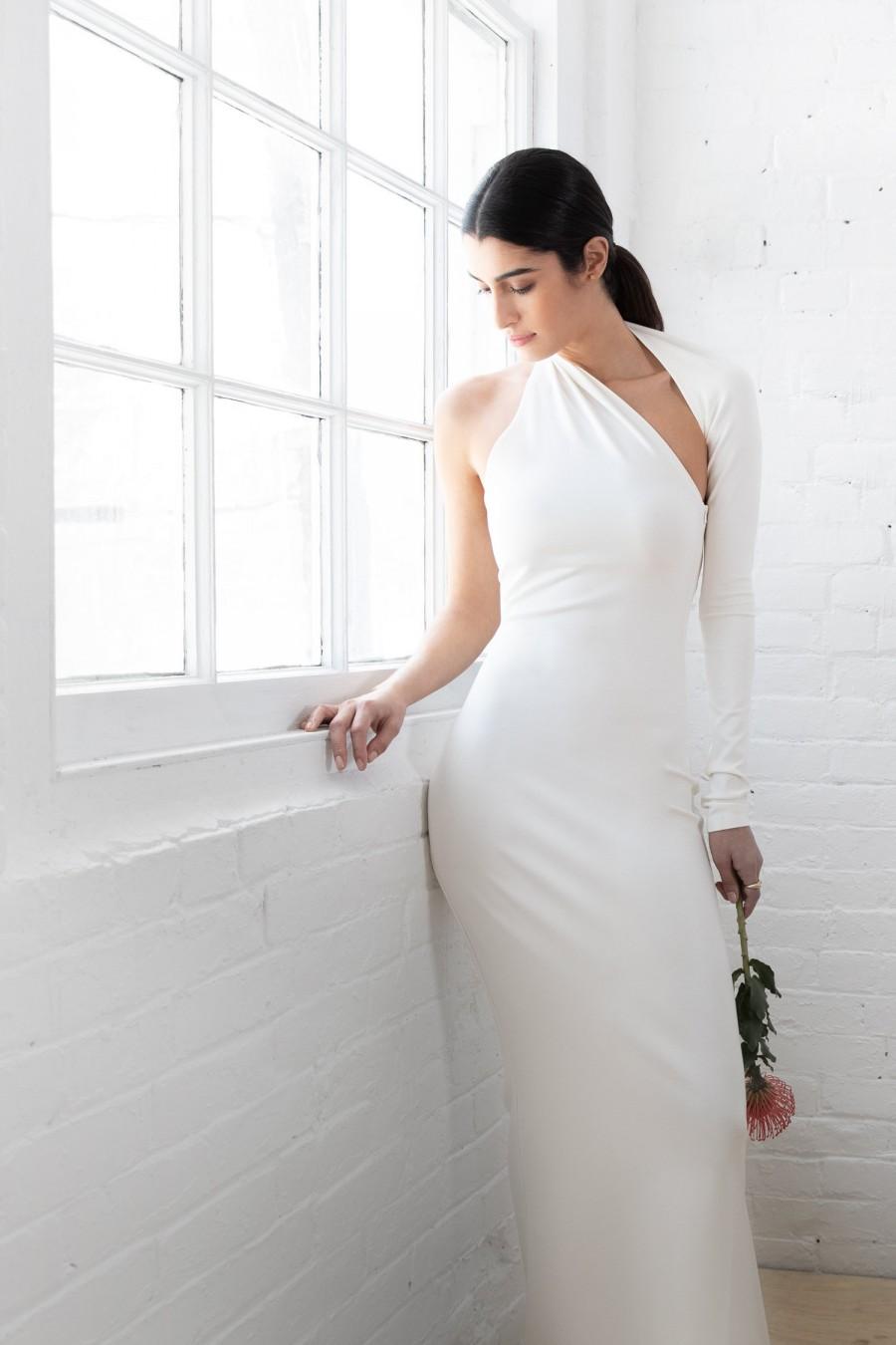 Wedding - Designers Dress, Elegant Dress, Designer Clothing, White Party Dress, Extravagant Dress, Bodycon Dress, Marilyn Gown, MD0141