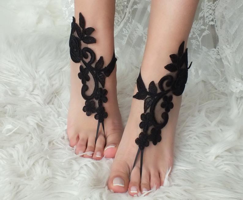زفاف - black and ivory french lace gothic barefoot sandals wedding prom party steampunk burlesque vampire bangle beach anklets bridal Shoes footles