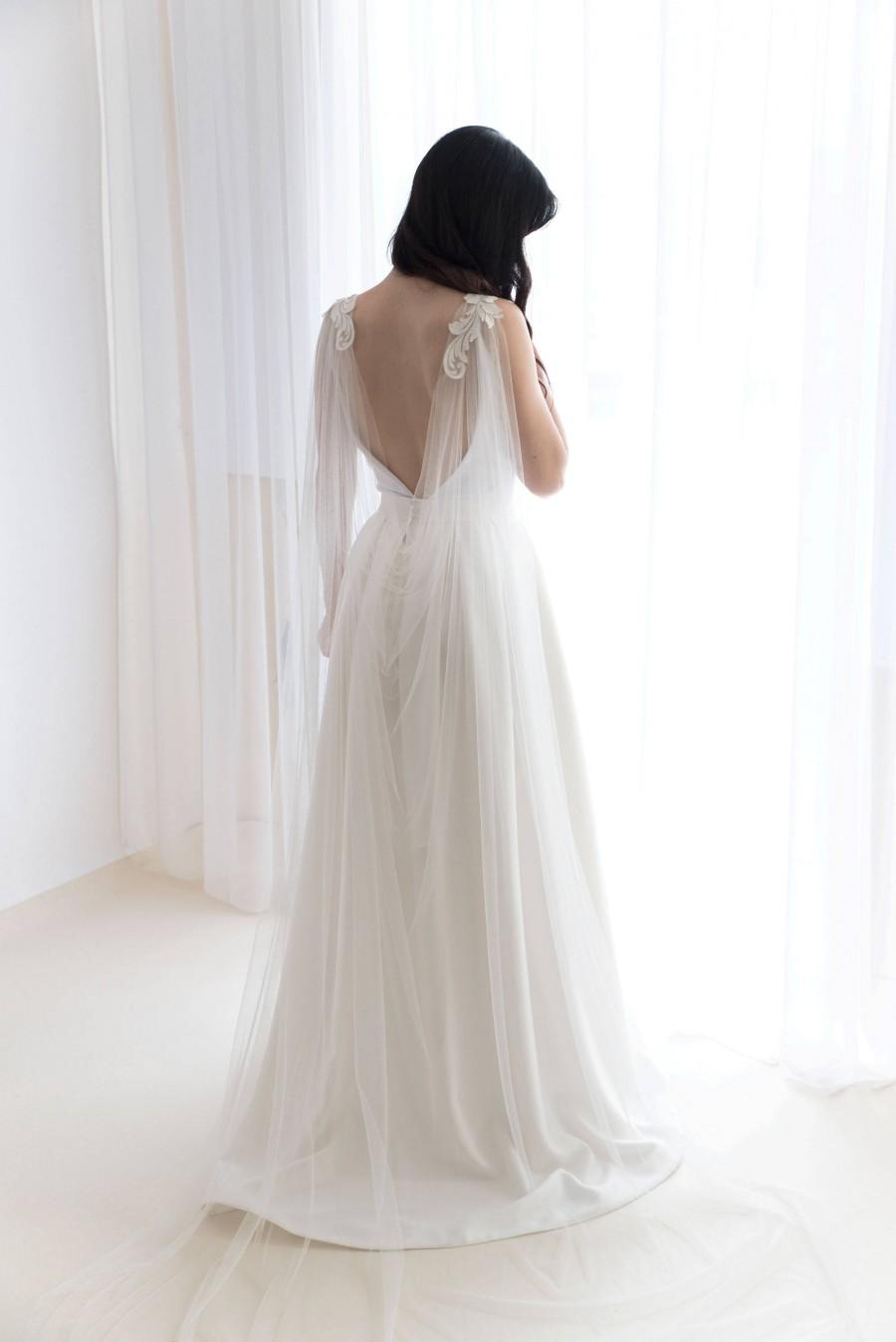 Wedding - Cape veil with lace, Bridal cape veil, Wedding cape veil, Modern veil, Shoulder cape
