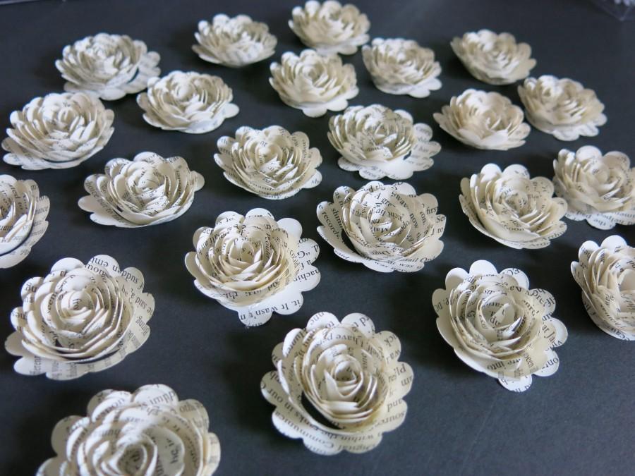 Mariage - s Book Page Roses, Paper Flowers Wedding Decorations, 24 Piece Set, Mini 1.5" Floral Bridal Shower Table Decor, Graduation or Teacher Gift