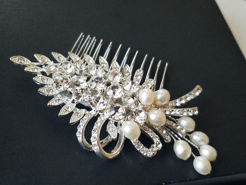 Mariage - Crystal Pearl Bridal Hair Comb, Rhinestone Hair Comb, Crystal Pearl Hair Jewelry, Wedding Floral Headpiece, Bridal Pearl Crystal Hairpiece