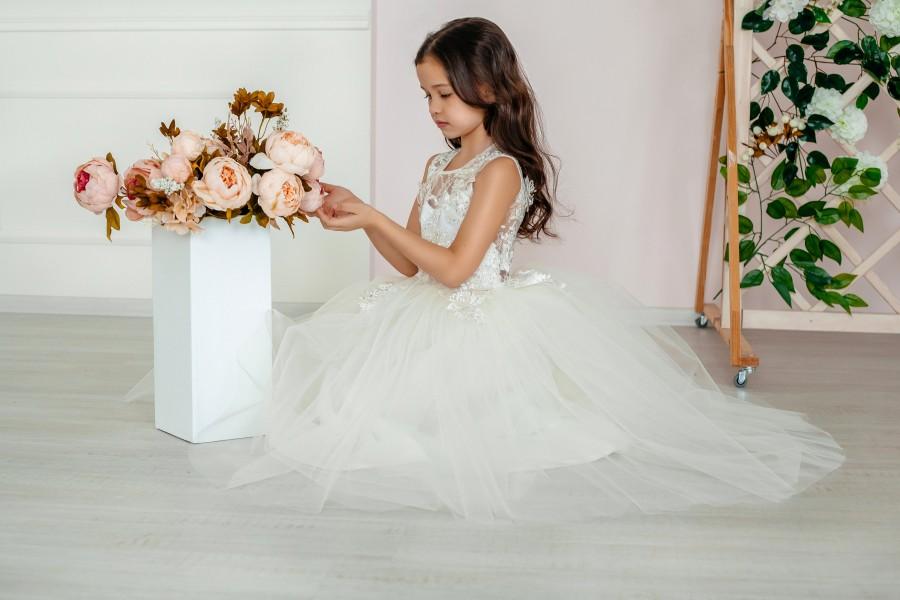 Wedding - Tulle Flower Girl Dress, Lace Flower Girl Dress, Ivory Girl Dress, Birthday Girl Dress, Country Girl Dress,Tutu Dress MOD-106