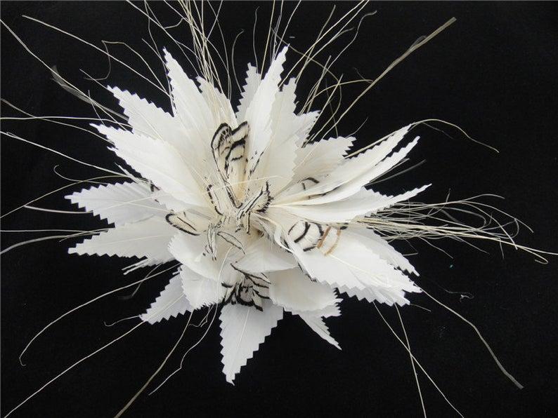 Mariage - Feather Mount Millinery Feather flower Formal Occasion Millinery Feather Hat Trim for Millinery, Fascinators & Crafts, 1 Piece custom made