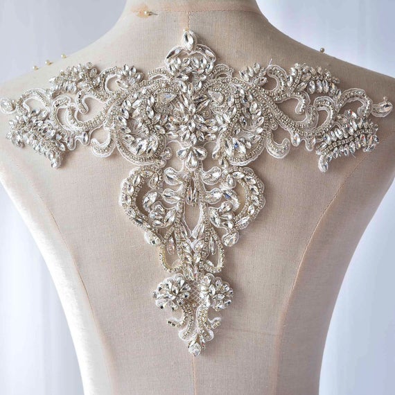 زفاف - Sparkle Bridal Dress Neckline Applique Embroidery Crystal Trims Sewing Patch for Wedding Dresses, Formal Party Gown
