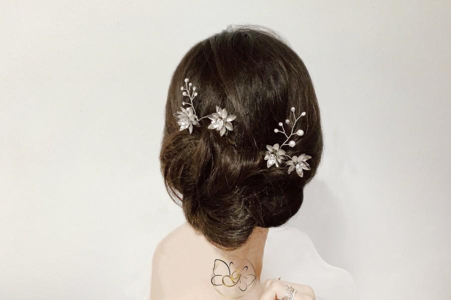 Wedding - CANNAN - Wedding Silver flower pins - Bridal swarovski accents hairpins - Wedding hair accessories