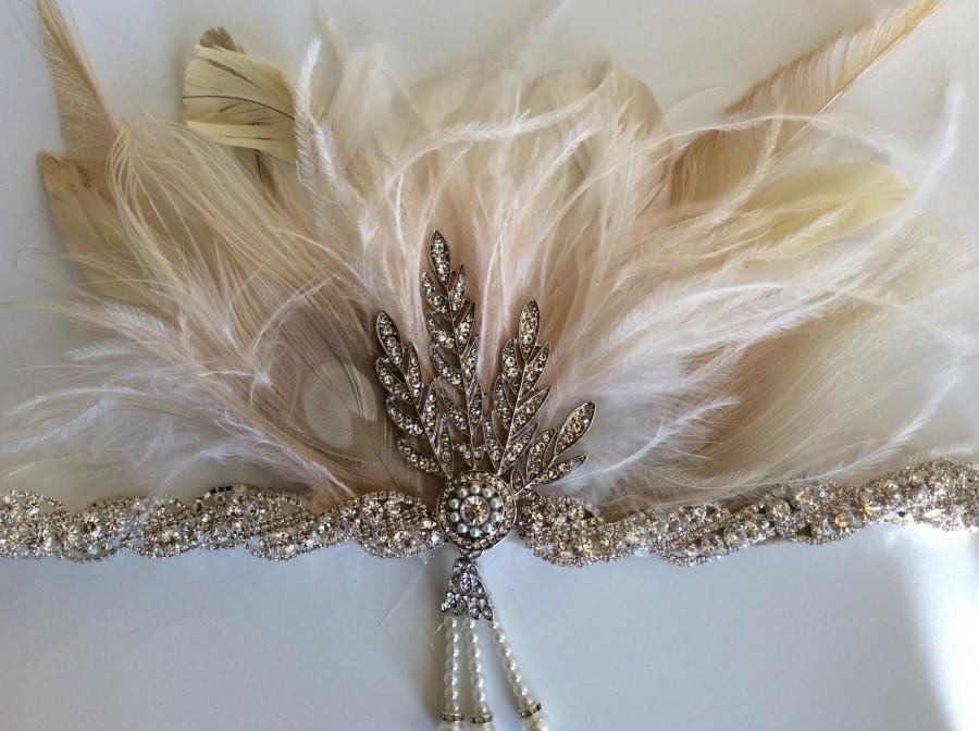 Hochzeit - Great Gatsby Bridal headpiece, 1920s Glamorous Hollywood Wedding Fascinator Beige Peacock Ostrich feathers, Rhinestones Art Deco Flapper