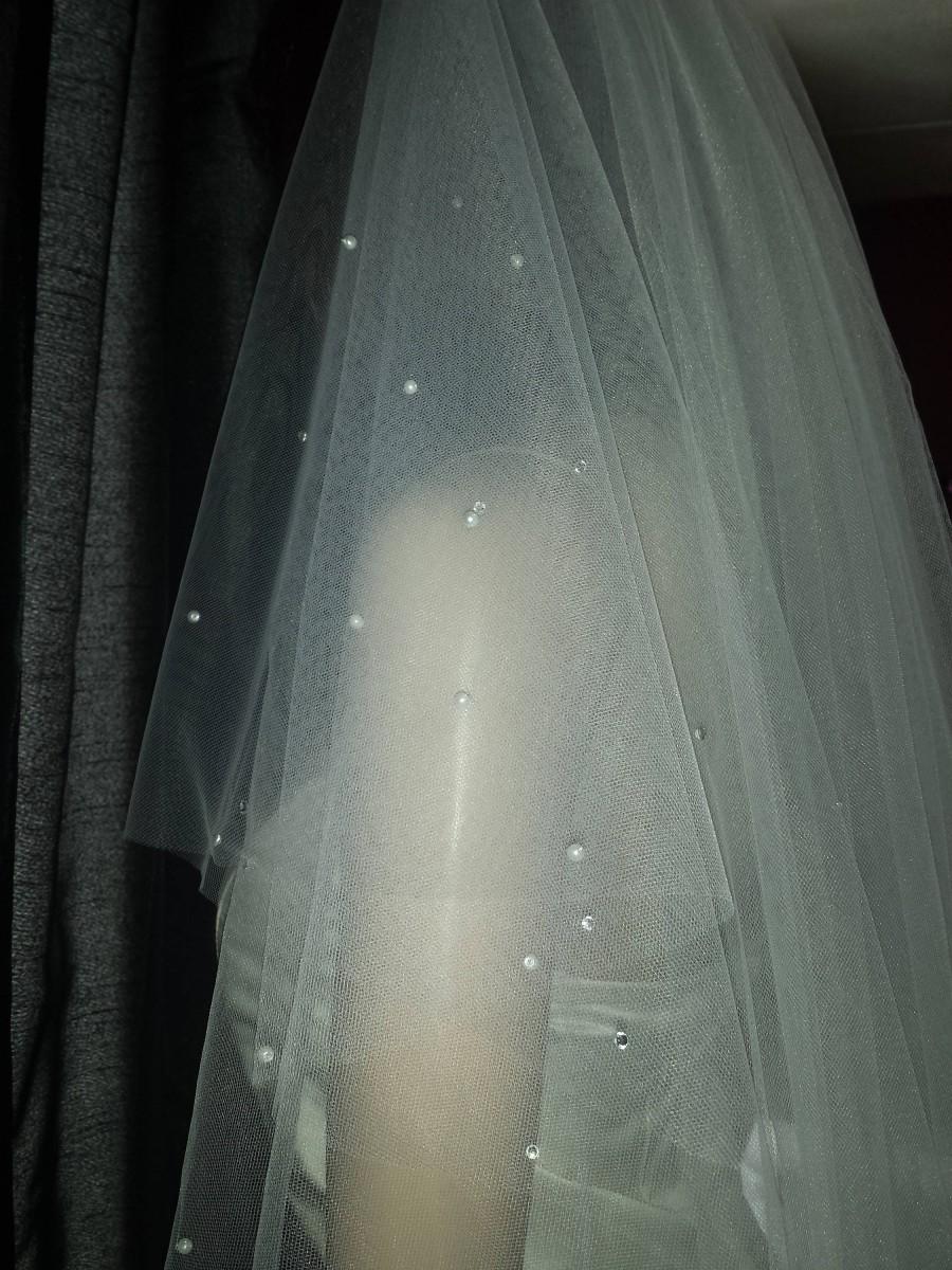 Hochzeit - Ivory wedding veil diamante rhinestone and pearl edged.  Cut or Pencil edge .  Choice of lengths and colours. FREE UK POSTAGE