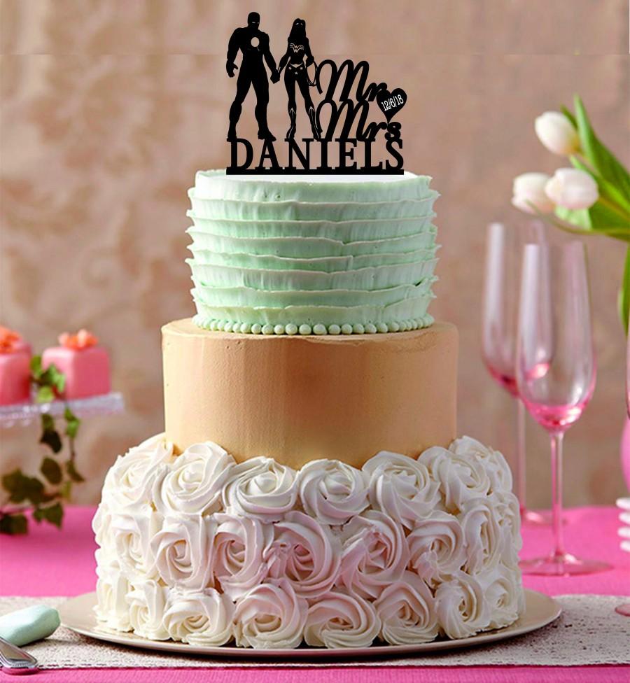 Свадьба - Iron man and Wonder Woman cake topper, Bride and Groom Wedding Cake Topper, Custom Wedding Cake Topper, Unique Wedding Cake Topper