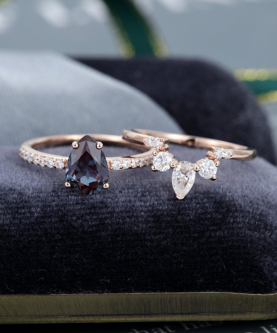 زفاف - Vintage engagement ring rose gold Pear shaped alexandrite engagement ring for women Unique Moissanite Curved wedding Bridal set Promise gift