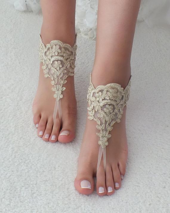 Свадьба - Gold Beach wedding barefoot sandals, Ivory Barefoot Sandals, Sexy, Anklet , Bellydance, Steampunk, Beach Pool