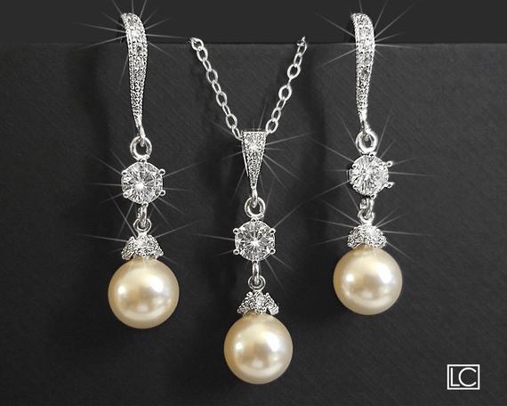 Hochzeit - Pearl Bridal Jewelry Set, Swarovski 8mm Ivory Pearl Set, Earrings&Necklace Wedding Jewelry Set Bridal Pearl Jewelry Pearl Silver Jewelry Set