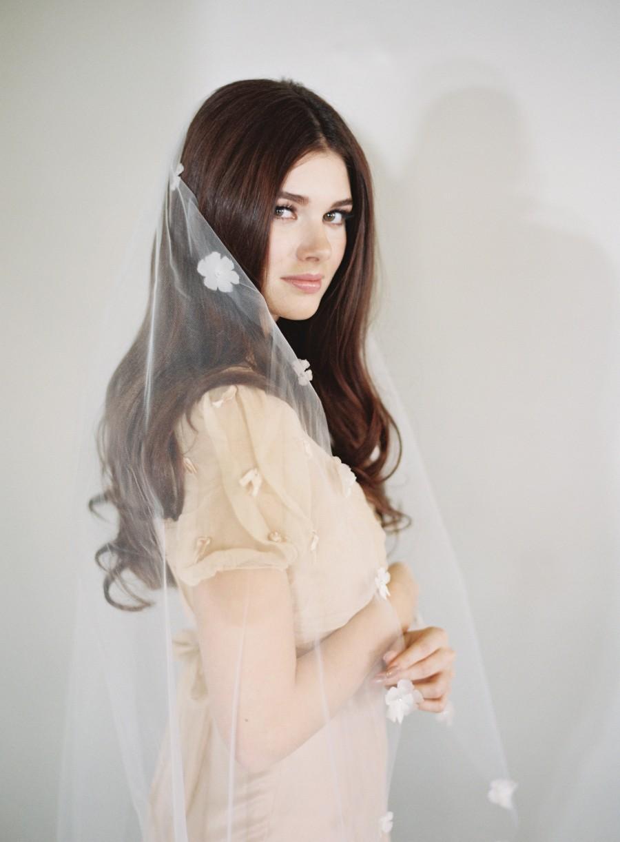Wedding - Little Something-Soft Tulle Veil-Floating Flower-Silk Crystal Flower-Lace Applique-Simple Wedding Veil 