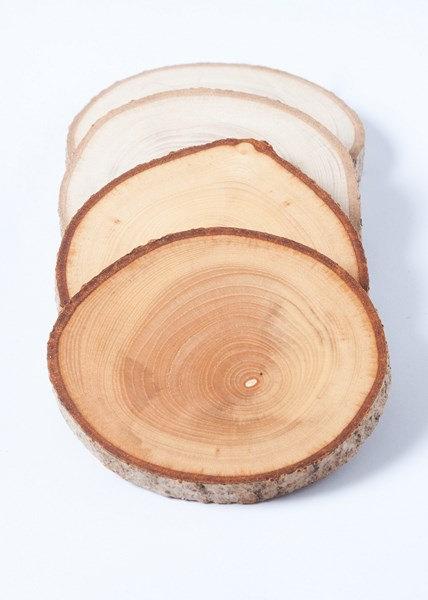 زفاف - Rustic ash wood discs with linseed oil , oak tree coasters for rustic wedding decors, wood slice with bark.