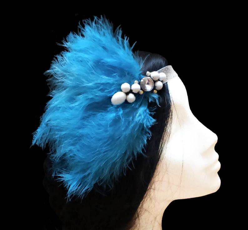 Hochzeit - 1920s Gatsby headband. Great gatsby headband. 1920s flapper headband. Turquoise feather headpiece. Bridal headpiece. Bridesmaid headpiece.