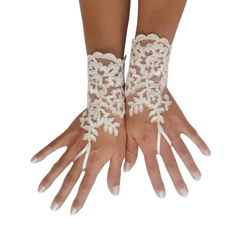 Hochzeit - Bridal Gloves, Wedding Gloves, Ivory Lace gloves, Fingerless Gloves, wedding, cuffs, wedding cuffs, bride, bridal gloves, Bridal cuffs 240