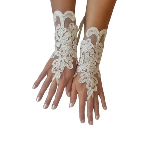 Свадьба - Wedding, gloves, adorned beads Ivory bride glove bridal gloves lace gloves fingerless gauntlets ivory gloves guantes gloves