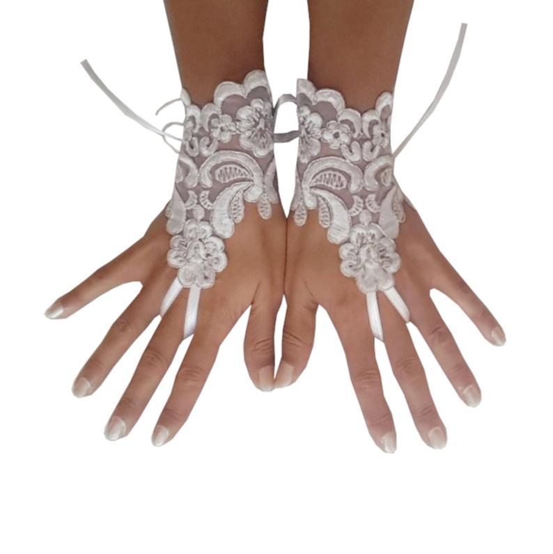 Mariage - White, silver, lace, glove, bridal, gloves, wedding, bridetobe, fingerless, lace gloves, fingerles gloves