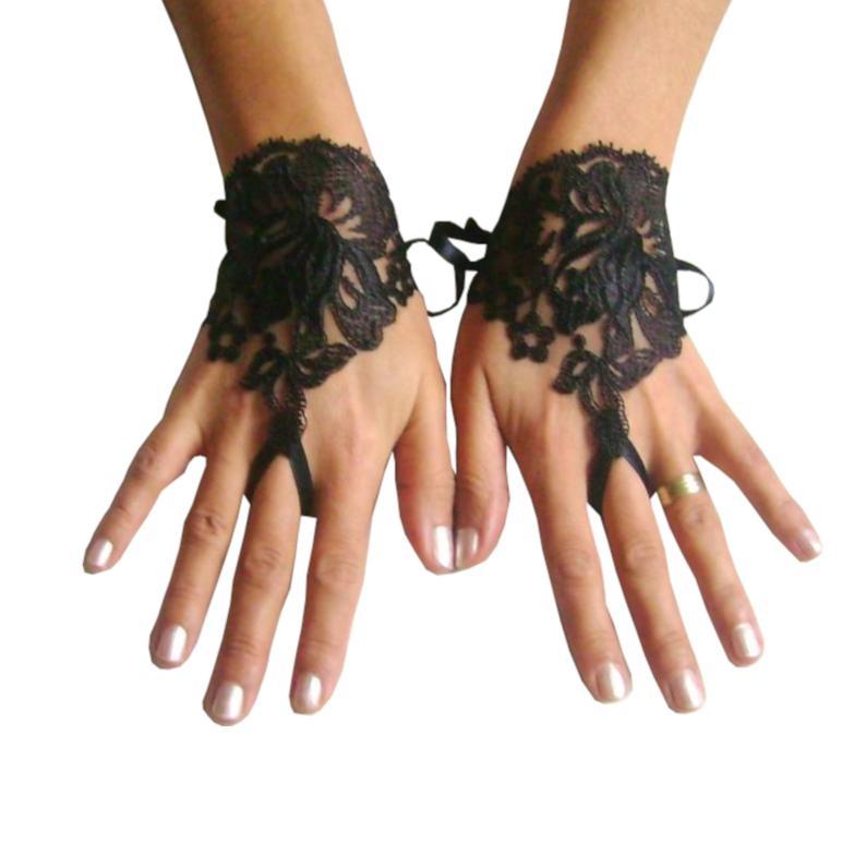 Hochzeit - Gothic lace glove, black cuffs, wristlets lace, steampunk, gothic wedding, bridesmaid gift, bridal shower, beach party, prom party,