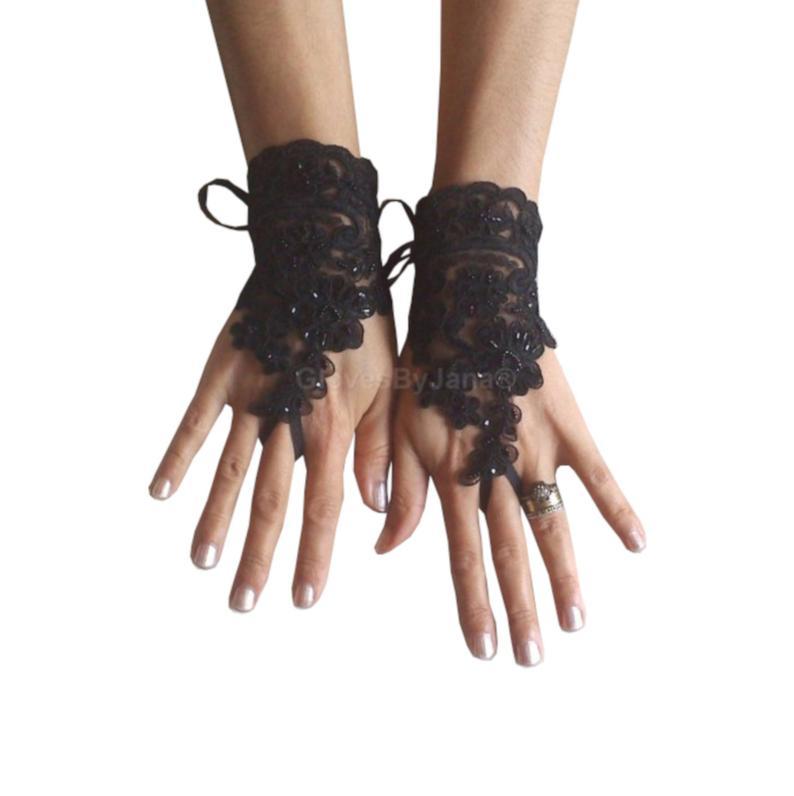 Hochzeit - Glove Goth Gloves, Black gloves, Fingerless Gloves,lace gloves, beaded gloves, gothic wristlets, burlesque, unique, lace gloves black,