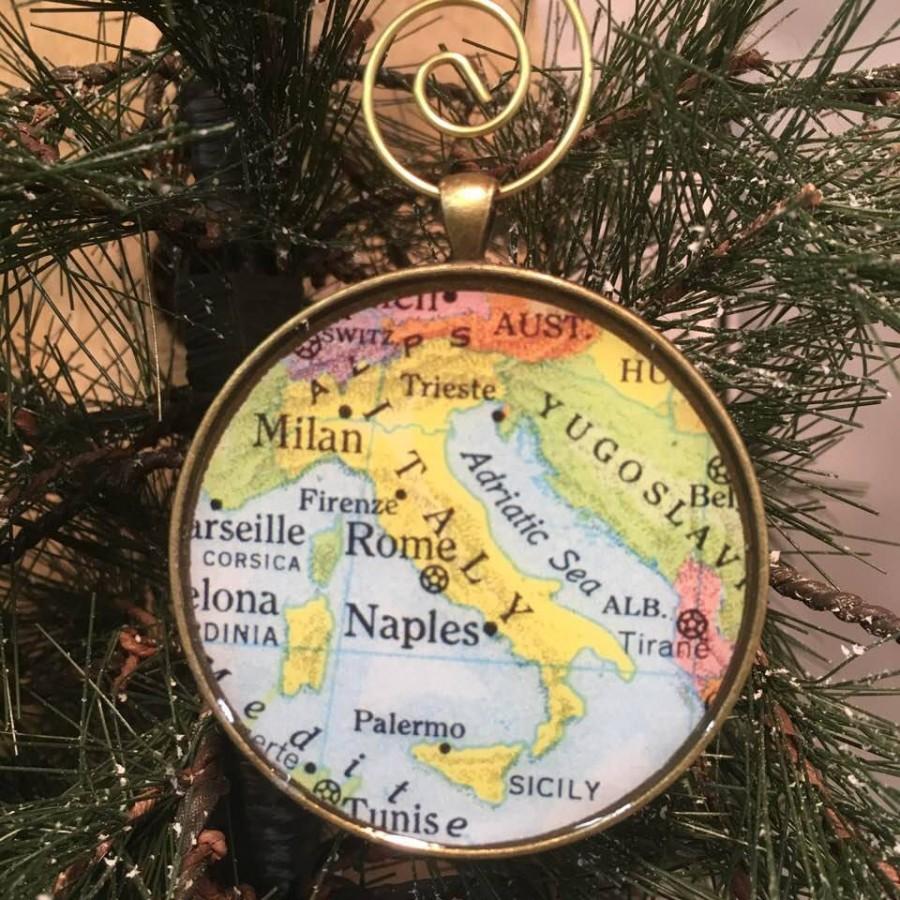 Mariage - Italy Map Christmas Ornament, Keep a memory Alive / HONEYMOON Gift / Wedding Map Gift / Travel Tree Ornament / Corporate gift