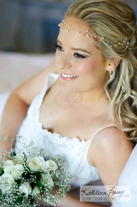زفاف - Ethereal Golden Bridal wreath - Crystal & or Pearl - gold bridal wreath Wedding accessories
