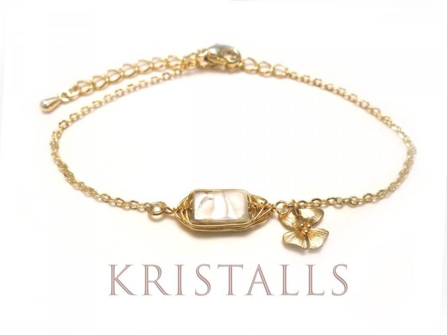 Свадьба - Bridal Bracelet Gold Wedding Bracelet Flower Bracelet Labradorit Gold Bridesmaid Bracelet Wedding Jewelry