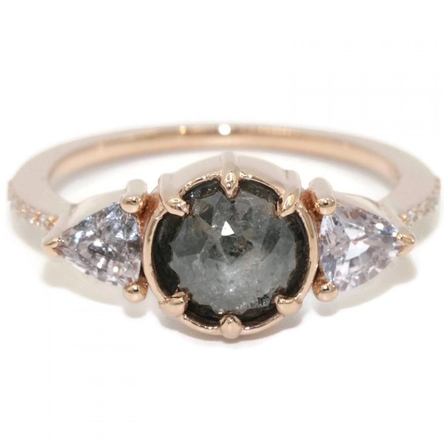 Mariage - 3 Stone Rose Gold Rustic Boho Engagement Ring