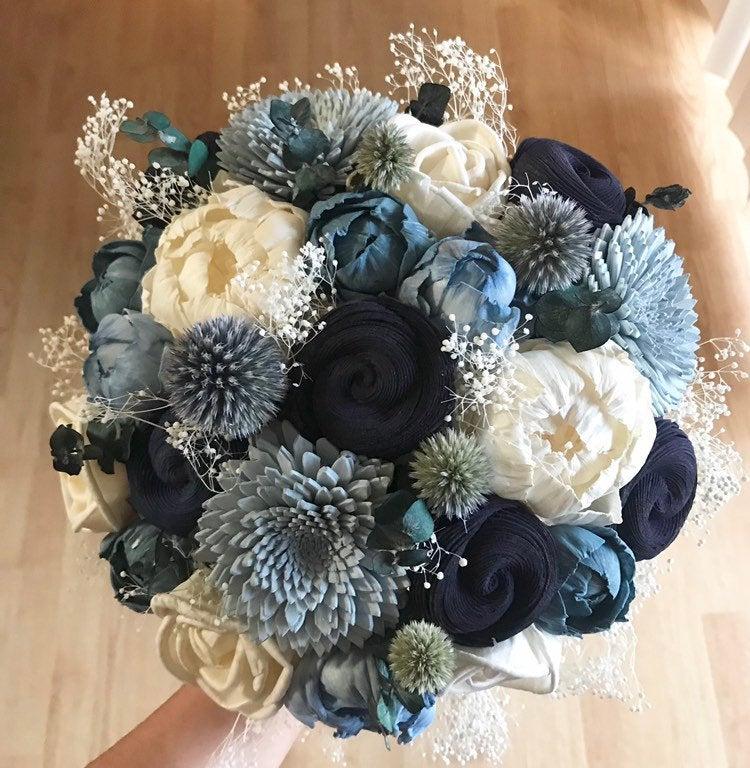 زفاف - Wedding Bouquet, Sola Wood Flowers , Navy Blue, Dusty Blue, Light blue, Dried flowers, Alternative Bouquet, Rustic Wedding