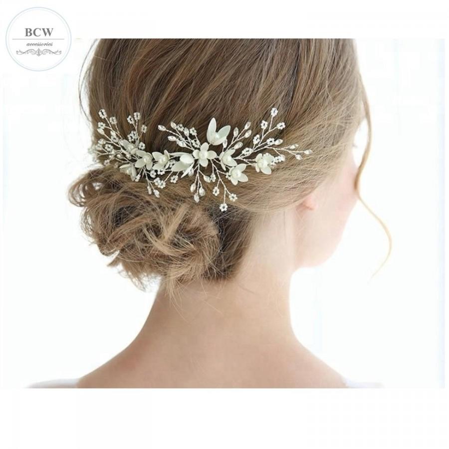 Свадьба - White flower Rhinestone bridal hair pin, 2 styles, Bridal hair pin, Wedding hair accessory, Wedding hair pin,Flower pin set