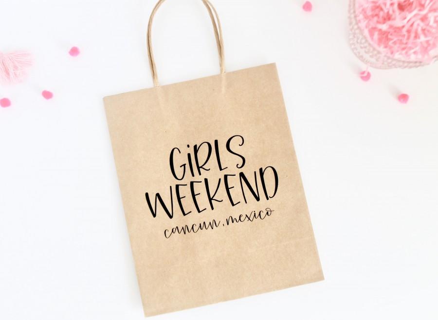 Hochzeit - Girls Weekend Gift Bag - Girls Getaway - Gift Bag - Personalized Gift Bag - Custom Gift Bag - Girls Trip - Girls Trip Bag