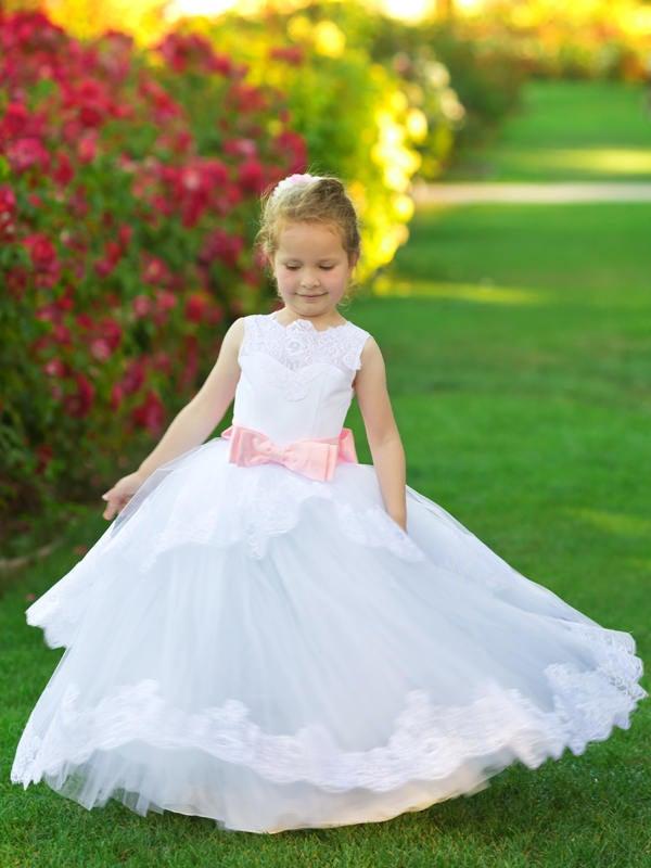 Свадьба - White flower girl dress Lace girls wedding party First Communion Baptism Special occasion Baby Toddler Birthday Princess